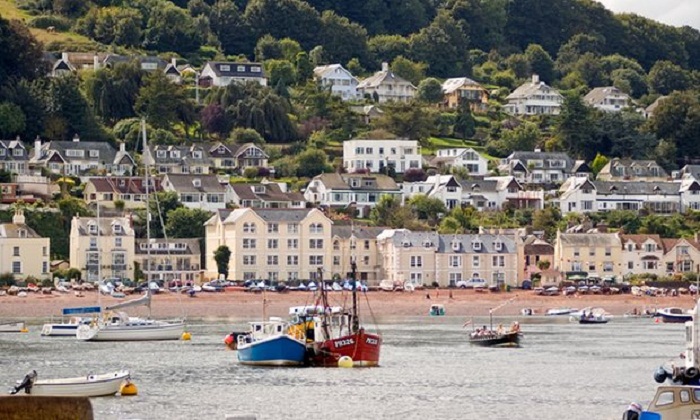 UK heading for warmest Christmas Day ever, according to bookies 